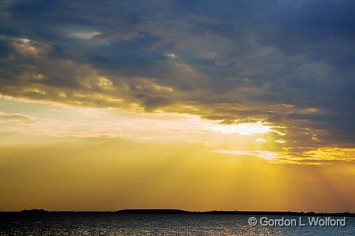 Powderhorn Lake Sunrays_26967.jpg - Photographed near Port Lavaca, Texas, USA.